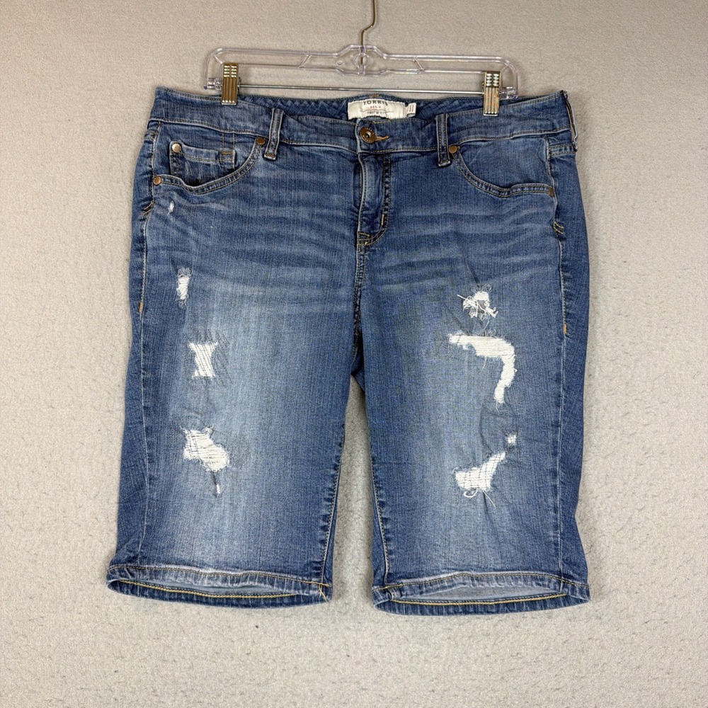 Torrid Denim First At Fit Women's Size 14 Bermuda Shorts Medium Wash Distressed